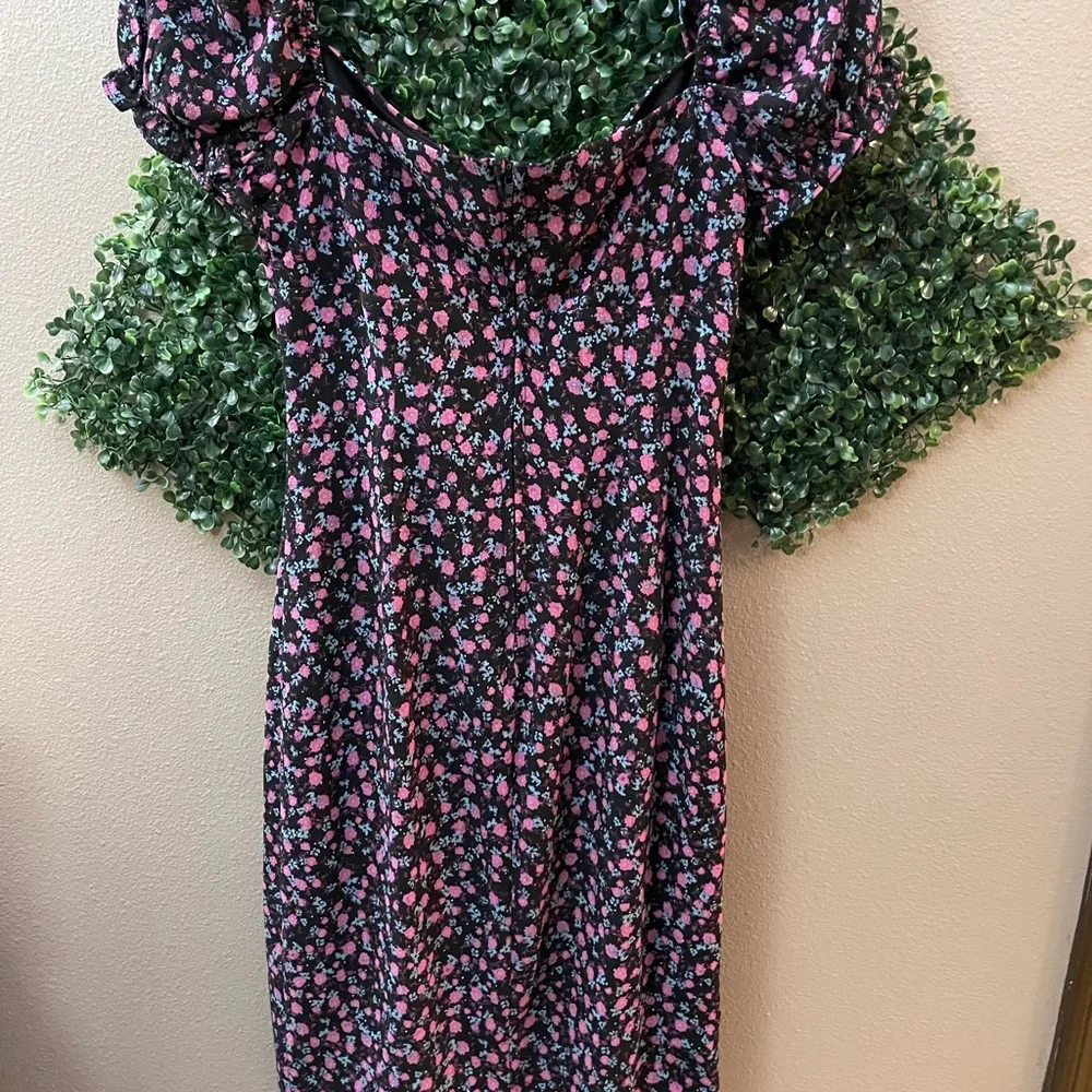 Youthful midi dress - Picture 2 of 6